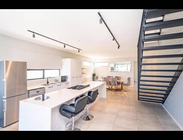 2 BEDROOM DUPLEX FOR SALE IN HURLINGHAM